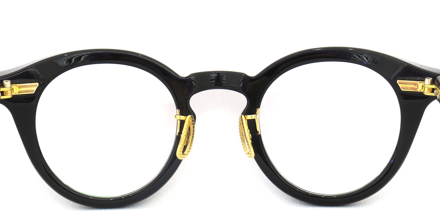 yuichi toyama : 5<br>-optical-<br>"poissy"<br>color: 01
